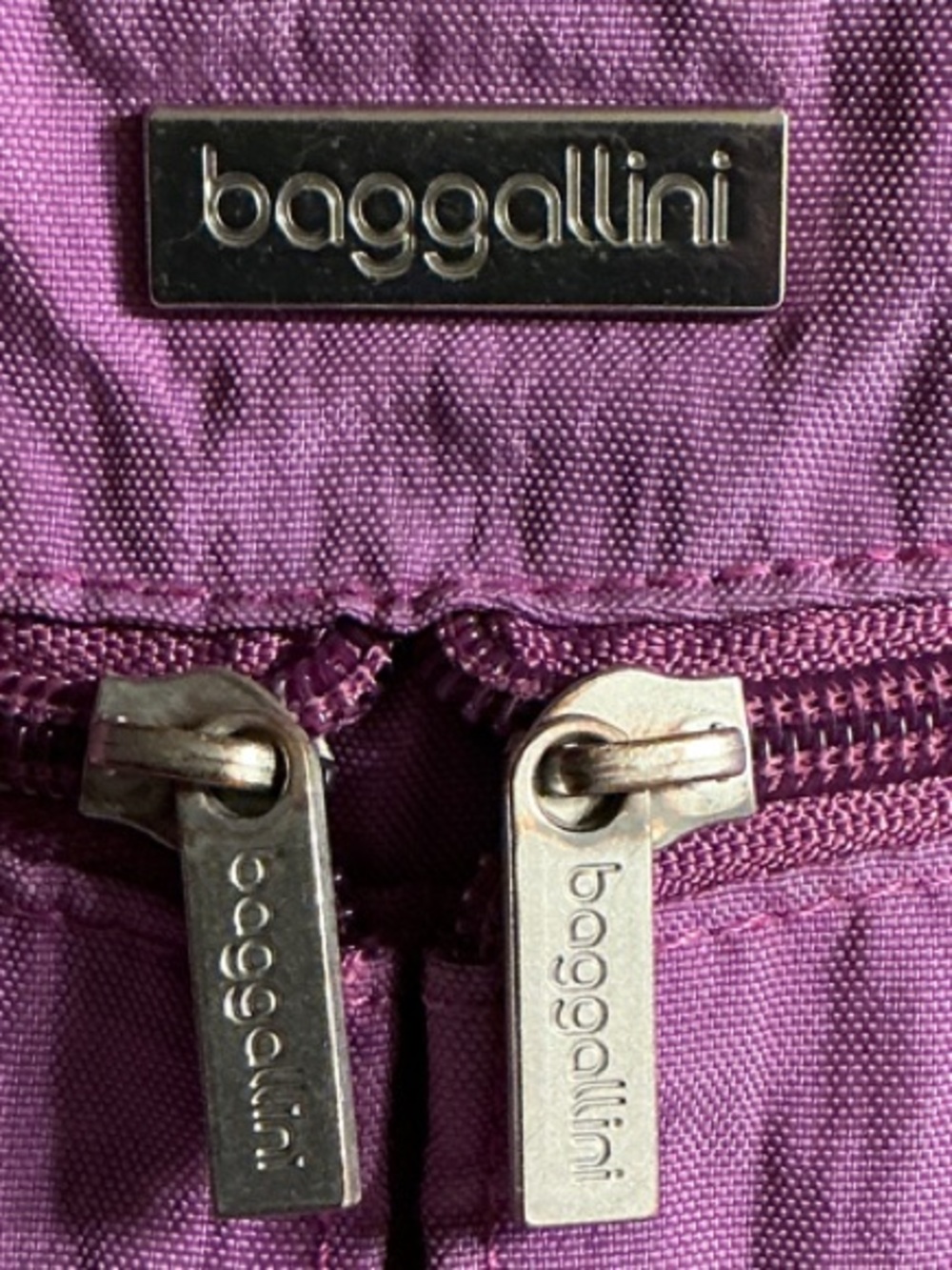 Baggallini Purple Crossbody Shoulder Bag with Front Zipper - Picture 2 of 9